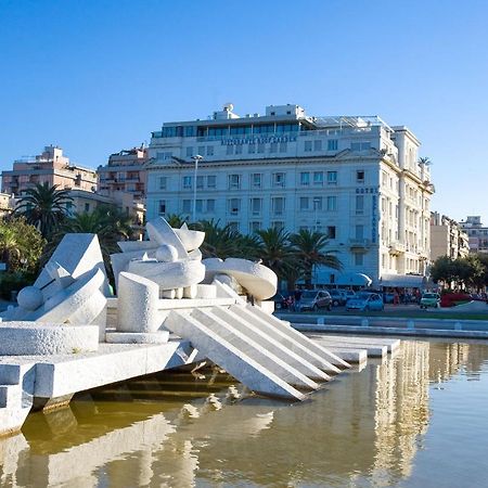 Mira Apartment Pescara Bagian luar foto
